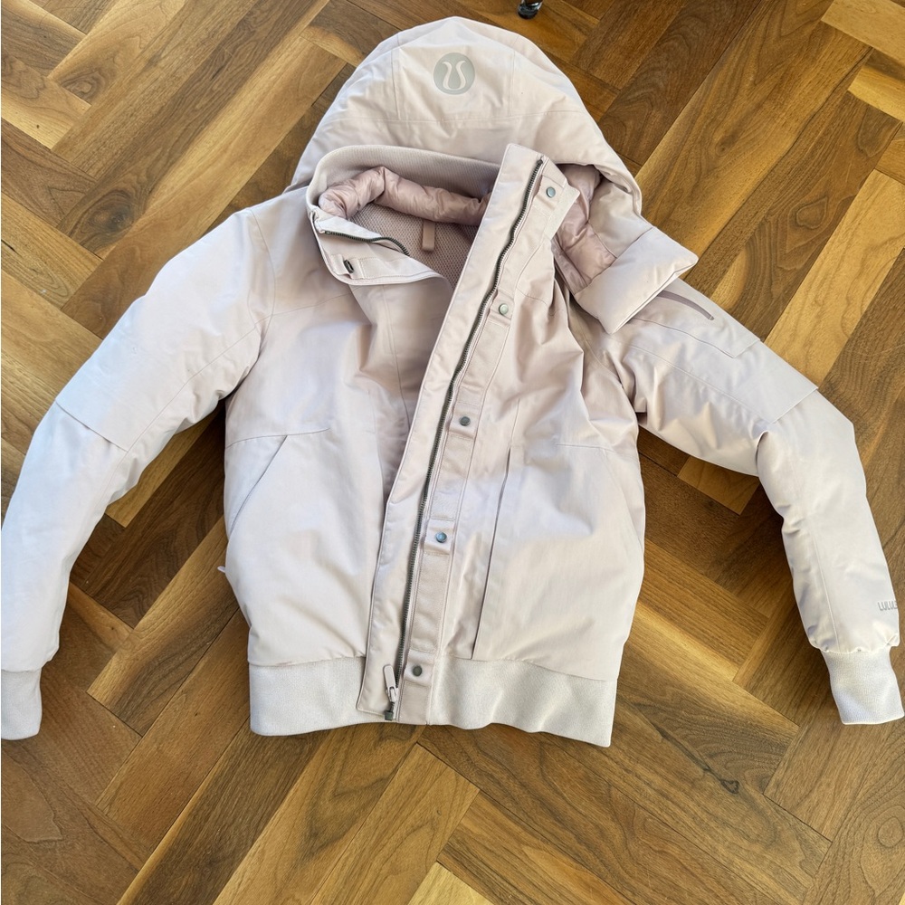 Lululemon Winter jacket. - Picture 2 of 10